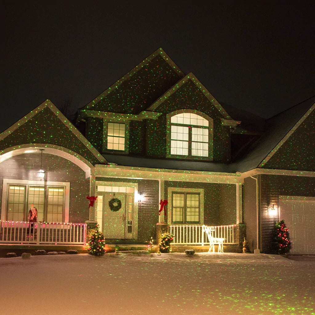 Casa decorada con luces navideñas